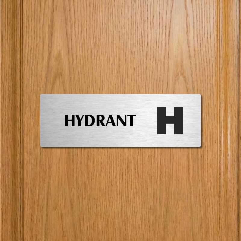 Free Internet, 240x79mm, zlatá popiska s dvojtým rámečkem